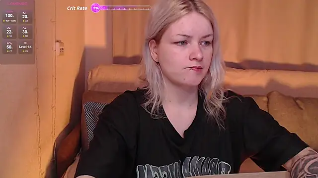 Snapshot of CherryNight6 chatting on 25, 11, 2025 CherryNight6 online show from 25, 11, 2025