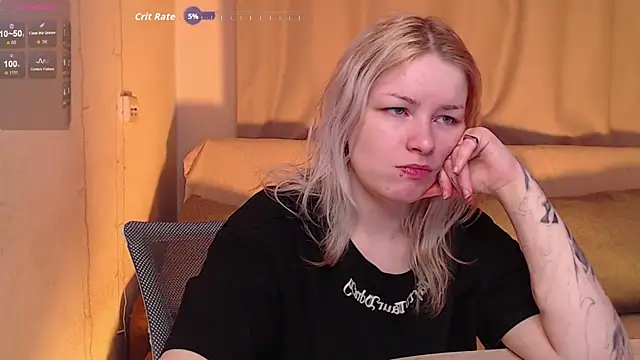 Snapshot of CherryNight6 chatting on 28, 11, 2025 CherryNight6 online show from 28, 11, 2025