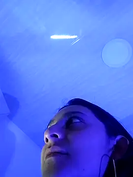 Emmy Palacios online show from 4, 2, 2026