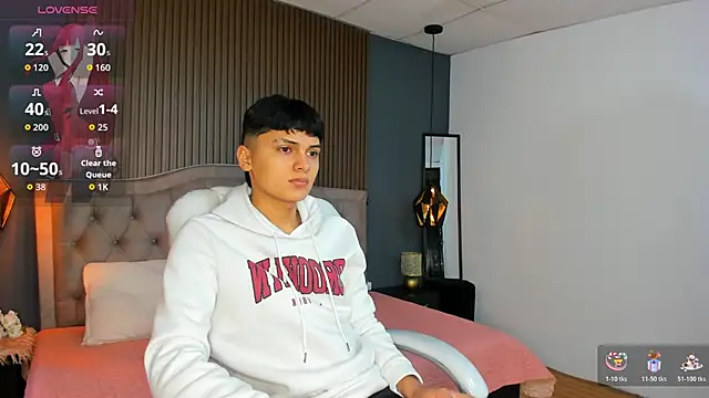 Maxii18  online show from 27, 10, 2025