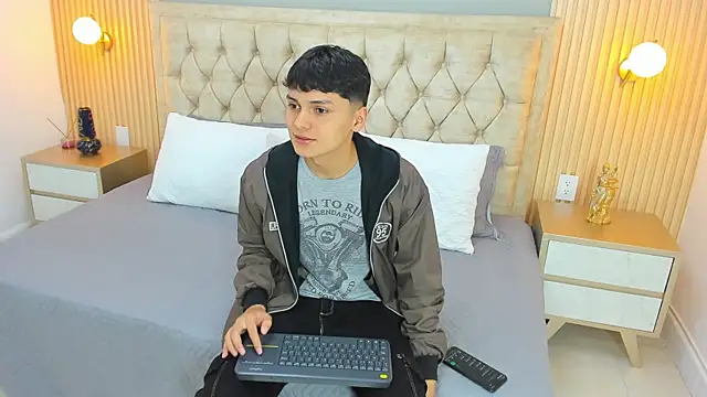 Maxii18  online show from 17, 1, 2026