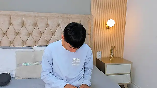 Maxii18  online show from 3, 2, 2026