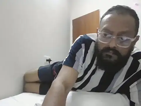 Snapshot of jimforsex1982 chatting on 20, 11, 2025 jimforsex1982 online show from 20, 11, 2025