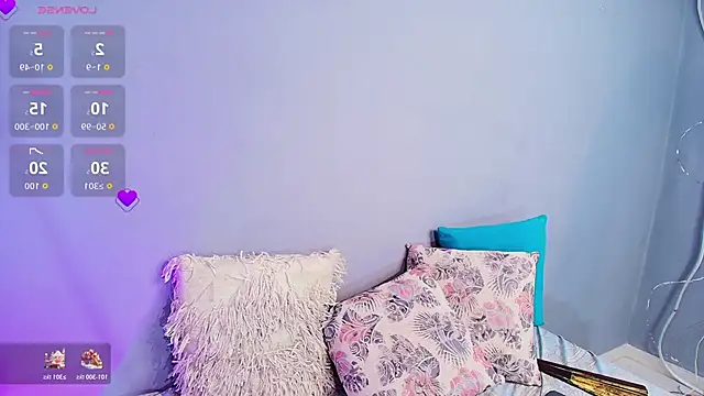 NaomiQueents online show from 27, 11, 2025