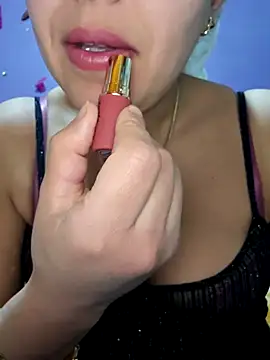 Snapshot of Sexy-girl chatting on 3, 3, 2026 Sexy-girl online show from 3, 3, 2026