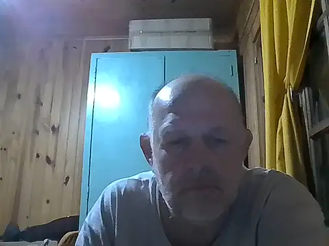 Snapshot of PedroXYZ25 chatting on 23, 10, 2025 PedroXYZ25 online show from 23, 10, 2025