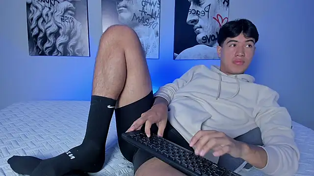 Snapshot of PabloCast_ chatting on 26, 11, 2025 PabloCast online show from 26, 11, 2025