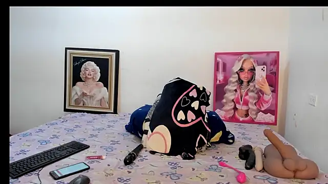 Snapshot of alahia66 chatting on 17, 11, 2025 alahia66 online show from 17, 11, 2025