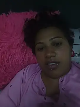 Snapshot of marimar_24 chatting on 3, 11, 2025 marimar 24 online show from 3, 11, 2025