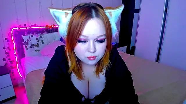 Lovly Vixen online show from 29, 11, 2025