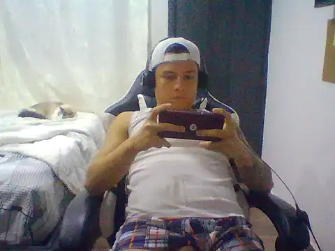 Snapshot of JuanPabloBocanegra chatting on 25, 10, 2025 JuanPabloBocanegra online show from 25, 10, 2025
