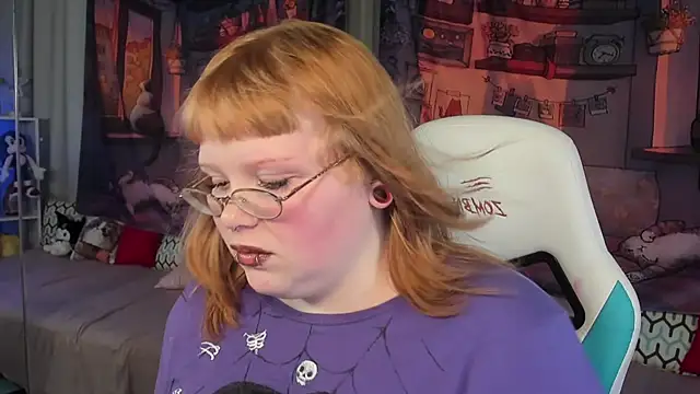 LottieReed online show from 11, 11, 2025