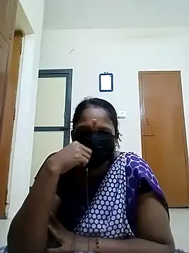 Snapshot of tamilammu1431 chatting on 1, 11, 2025 tamilammu1431 online show from 1, 11, 2025