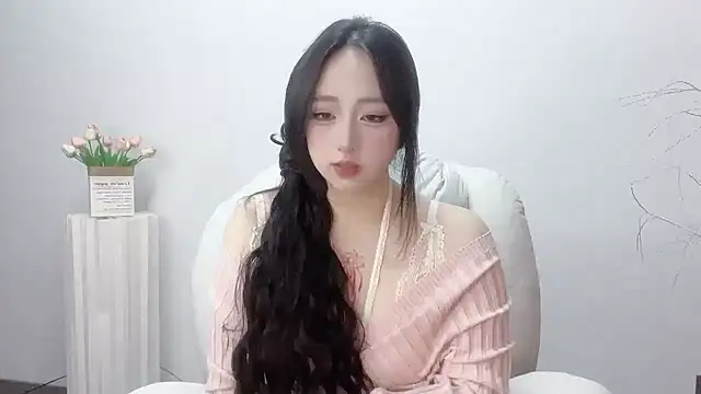 Snapshot of Love-hanzaizai718 chatting on 24, 10, 2025 Love-hanzaizai718 online show from 24, 10, 2025