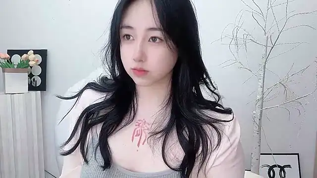 Love-hanzaizai718 online show from 28, 11, 2025