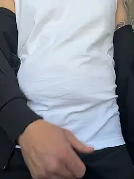 PassionCoupleLove online show from 4, 4, 2026