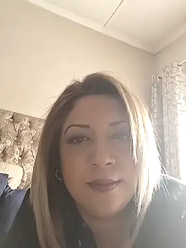 Snapshot of IndianLara chatting on 24, 10, 2025 IndianLara online show from 24, 10, 2025