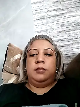 Snapshot of IndianLara chatting on 25, 11, 2025 IndianLara online show from 25, 11, 2025