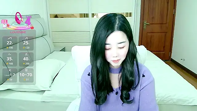 Snapshot of Xiaodie-baby chatting on 3, 11, 2025 Xiaodie-baby online show from 3, 11, 2025