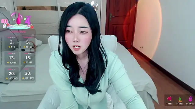 Snapshot of Xiaodie-baby chatting on 7, 11, 2025 Xiaodie-baby online show from 7, 11, 2025