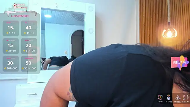 Snapshot of Hanna_curvy_ chatting on 26, 11, 2025 Hanna curvy online show from 26, 11, 2025