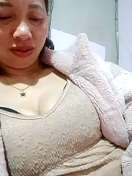 Snapshot of TRIEUTRIEU20 chatting on 17, 3, 2026 TRIEUTRIEU20 online show from 17, 3, 2026