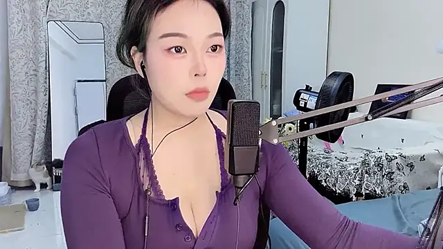 Snapshot of xiaobao-1188 chatting on 19, 11, 2025 xiaobao-1188 online show from 19, 11, 2025