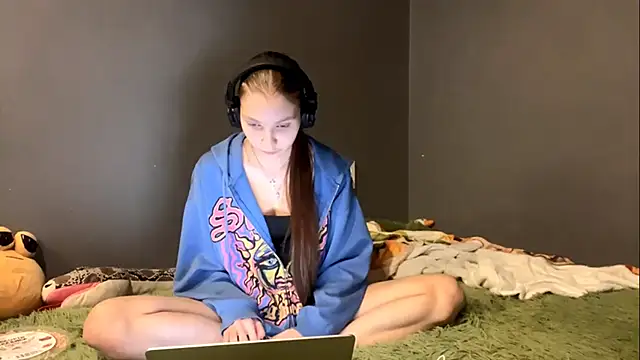 Snapshot of Softixq chatting on 24, 11, 2025 Softixq online show from 24, 11, 2025