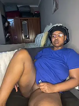 Snapshot of SweetCandy84 chatting on 24, 11, 2025 SweetCandy84 online show from 24, 11, 2025