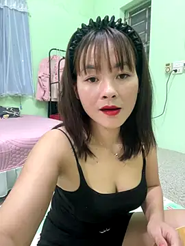 Snapshot of Star_fruit chatting on 29, 10, 2025 Star fruit online show from 29, 10, 2025