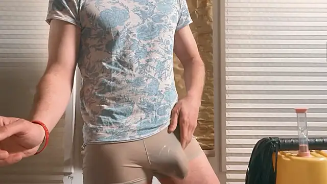 Snapshot of DeepEyePuppy chatting on 1, 2, 2026 DeepEyePuppy online show from 1, 2, 2026