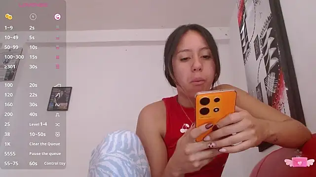 LunaaMorena online show from 15, 1, 2026