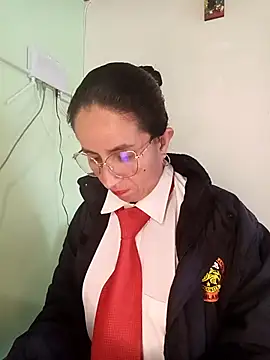 Snapshot of Valentina--1 chatting on 31, 10, 2025 Valentina--1 online show from 31, 10, 2025