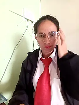 Snapshot of Valentina--1 chatting on 14, 11, 2025 Valentina--1 online show from 14, 11, 2025