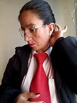 Snapshot of Valentina--1 chatting on 26, 11, 2025 Valentina--1 online show from 26, 11, 2025