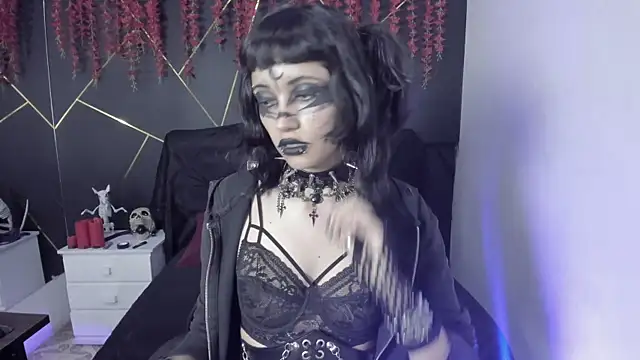 Yueeclipsa online show from 29, 10, 2025