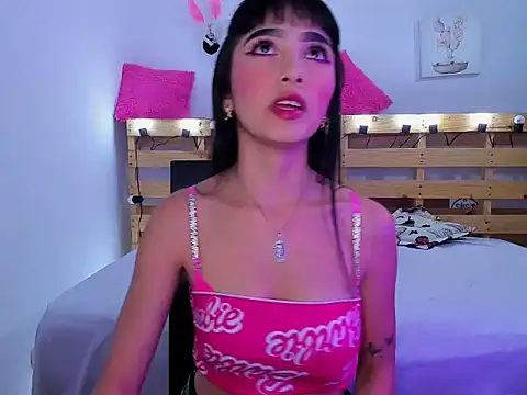 Snapshot of Melany_091 chatting on 28, 10, 2025 Melany 091 online show from 28, 10, 2025