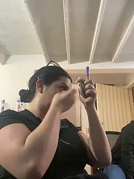 Snapshot of Kloe_Novoa chatting on 1, 12, 2025 Kloe Novoa online show from 1, 12, 2025