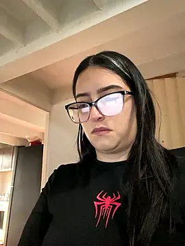 Kloe Novoa online show from 10, 1, 2026