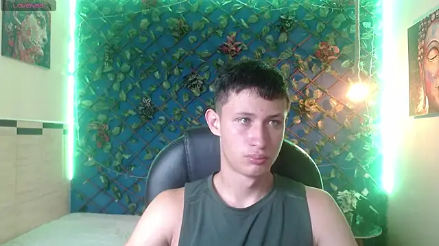 Garuo 18 online show from 21, 11, 2025