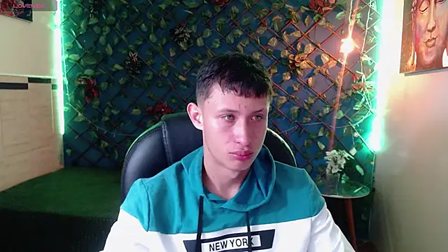 Garuo 18 online show from 28, 11, 2025