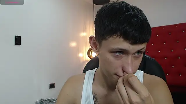 Garuo 18 online show from 21, 12, 2025