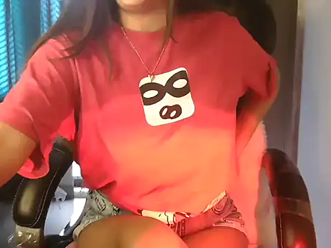 Snapshot of Sweet_sofie_01 chatting on 9, 11, 2025 Sweet sofie 01 online show from 9, 11, 2025