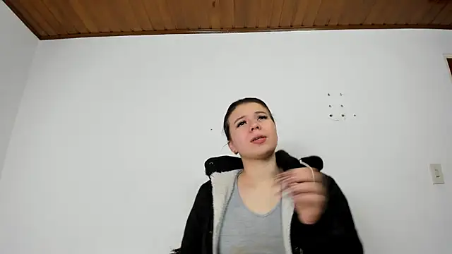 Vanessa Martinz online show from 15, 11, 2025