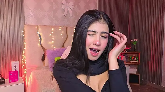 MAIILY TAY online show from 17, 3, 2026