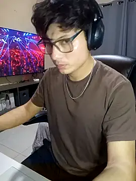 Snapshot of Ais_B10 chatting on 2, 12, 2025 Ais B10 online show from 2, 12, 2025