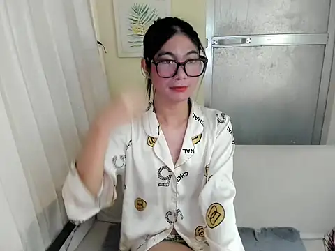 Snapshot of BigCockJade chatting on 17, 12, 2025 BigCockJade online show from 17, 12, 2025