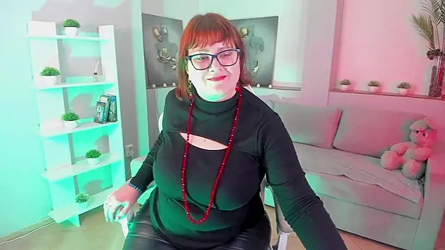 Snapshot of KendallRoie chatting on 30, 10, 2025 KendallRoie online show from 30, 10, 2025