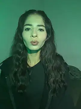 phenixpink22 online show from 3, 11, 2025