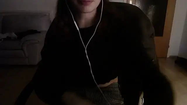 Snapshot of bellefleurrr chatting on 11, 11, 2025 bellefleurrr online show from 11, 11, 2025